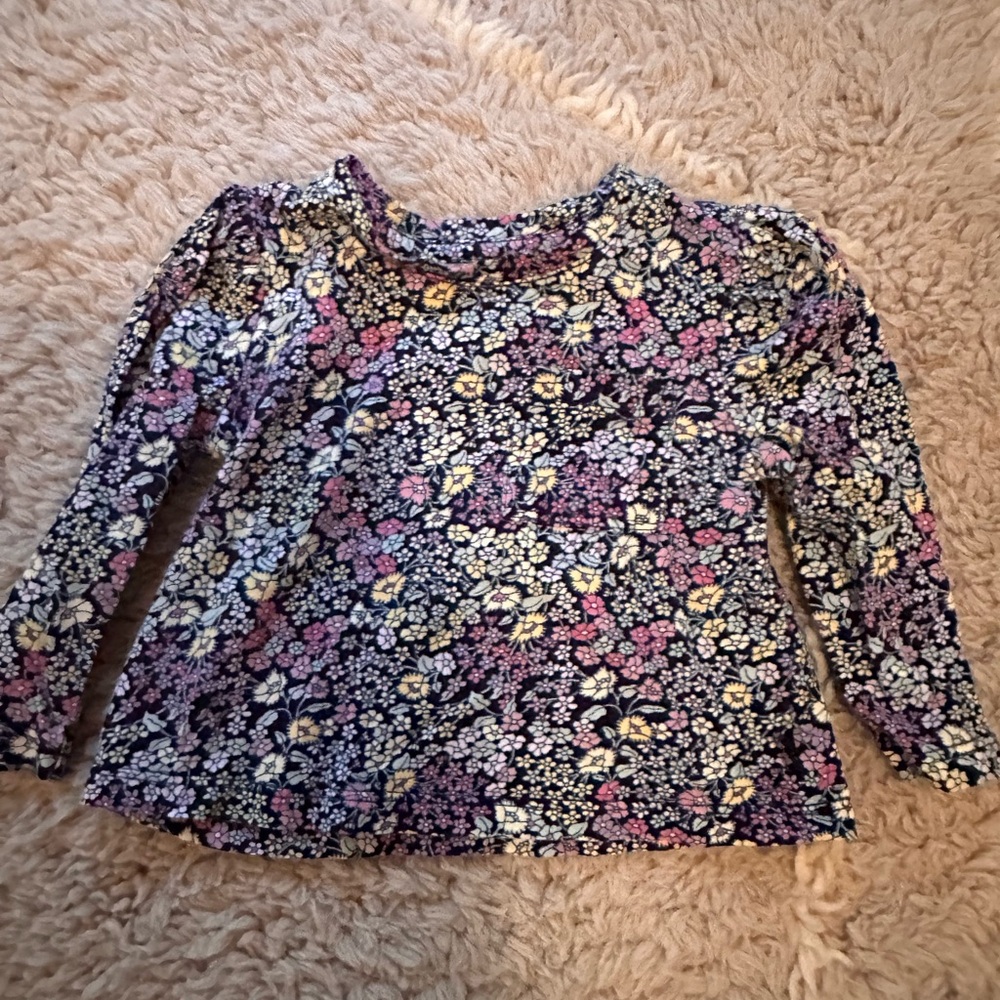 Gap puff sleeve top